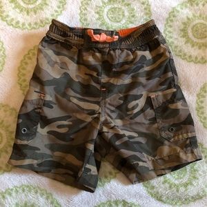 Baby Gap 6-12 m swim trunks